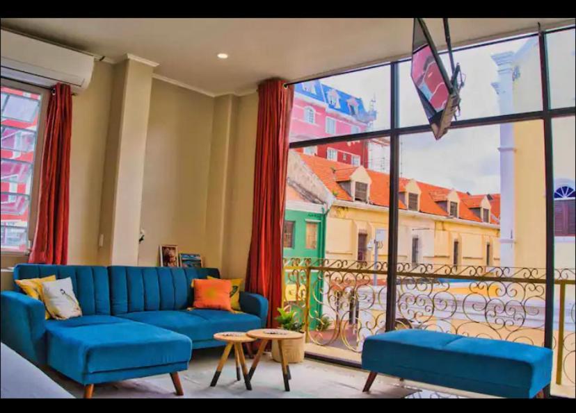 City Views Spacious Mezzanine Apartments Willemstad Exterior photo