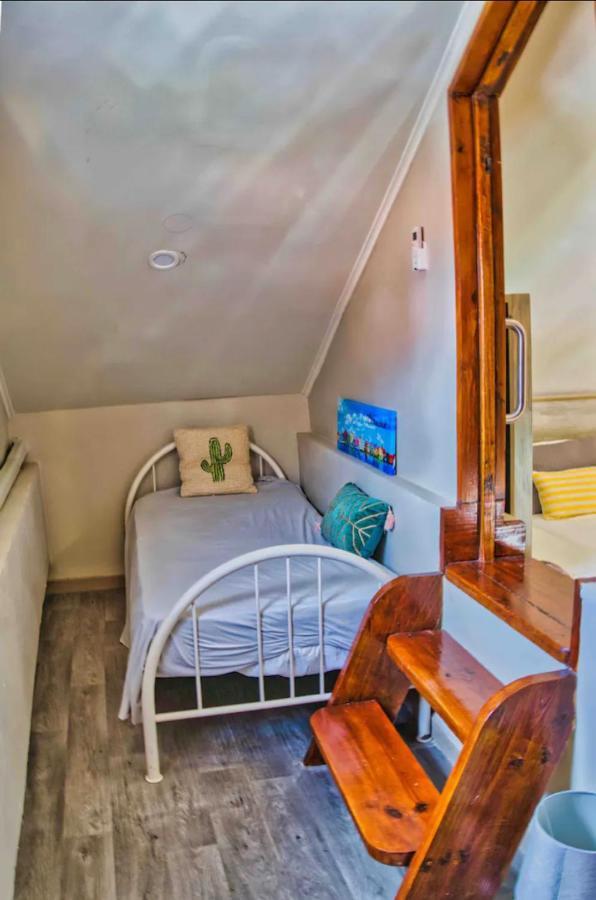 City Views Spacious Mezzanine Apartments Willemstad Exterior photo